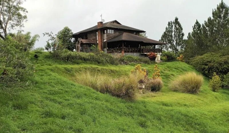 Majestuosa Casa tipo campestre en Jarabacoa