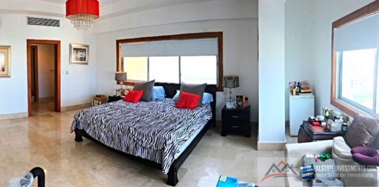 Se vende amplio apartamento totalmente amueblado