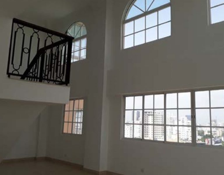 PRECIOSO Penthouse en Condominio Torre Nogar I
